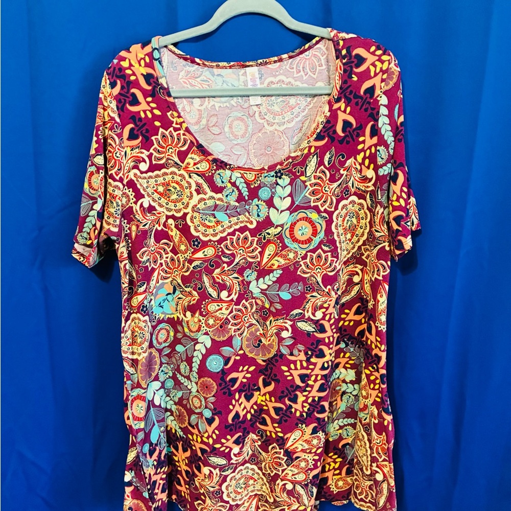 LuLaRoe Multicolor Paisley Short Sleeve Top